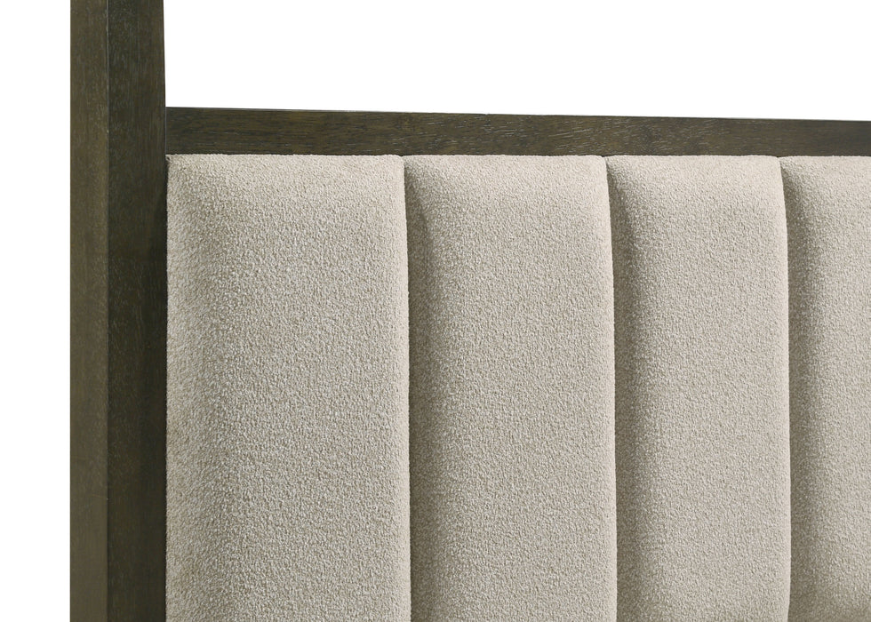 Gran Park 4 & 5 Piece Bedroom Set E.King, Queen, & Cal.King