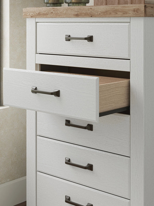 Savonport Chest