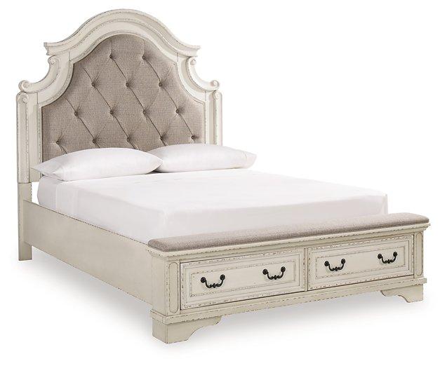 Realyn Upholstered Bed