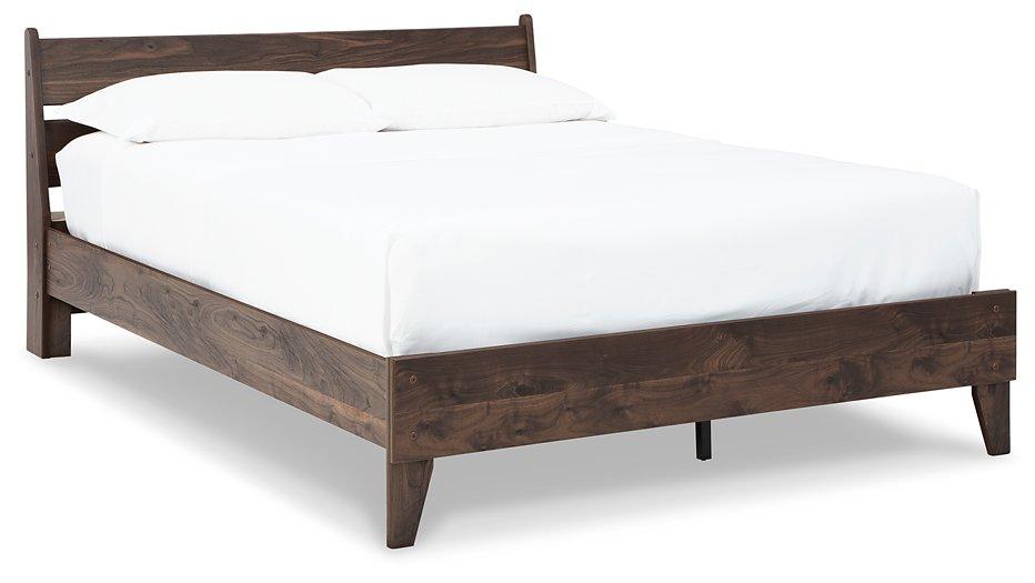 Calverson Panel Bed image